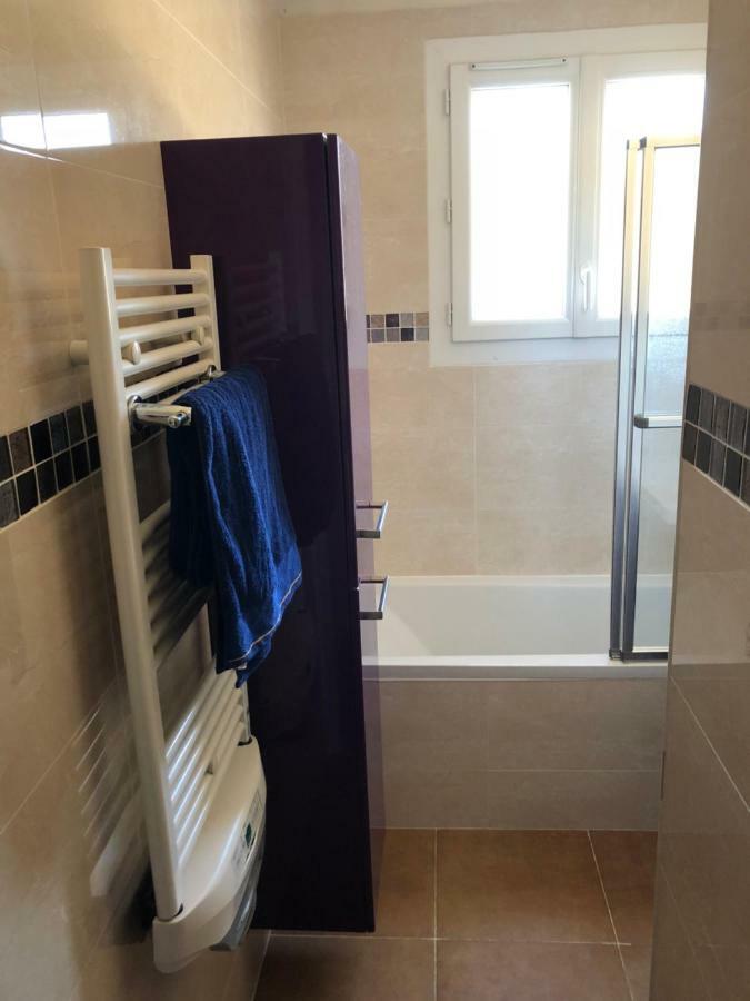 2 2 Apartment *